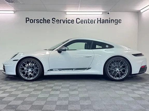 Porsche 911 2025 photo 3