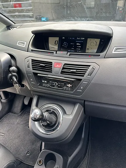Citroen Grand C4 Picasso 2013 photo 3