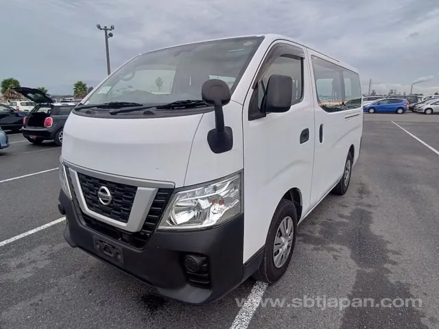 Nissan Nv350Caravan 2017 photo 2