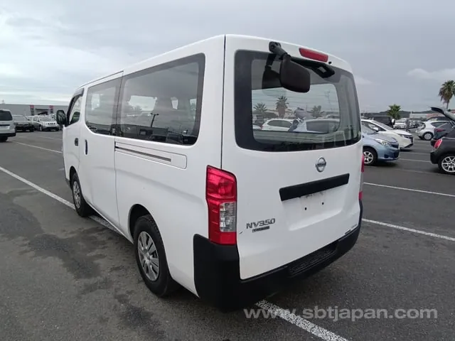 Nissan Nv350Caravan 2017 photo 3