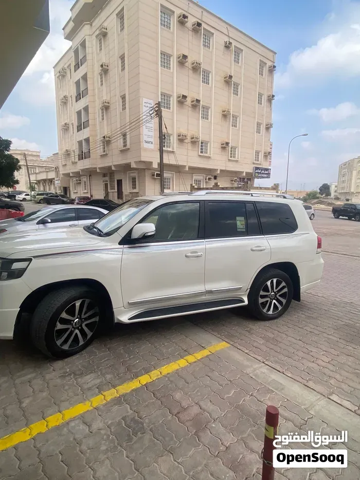 Toyota Land Cruiser 2019 photo 4