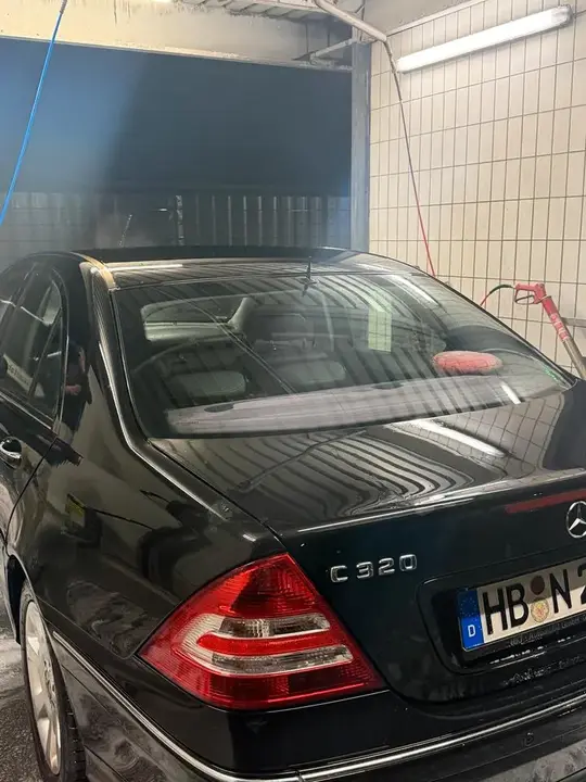 Mercedes-Benz C 320