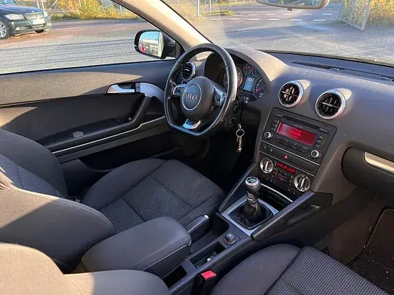 Audi A3 2011 photo 4