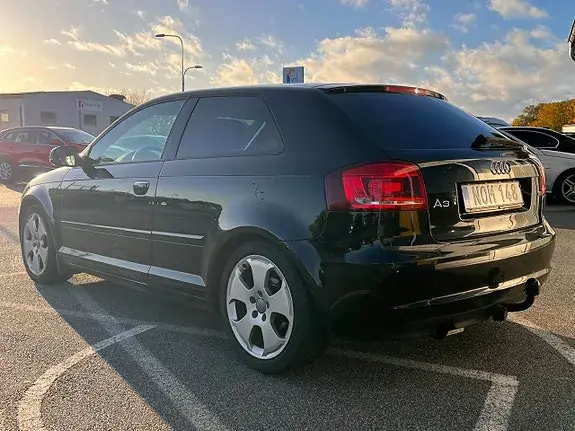 Audi A3 2011 photo 3