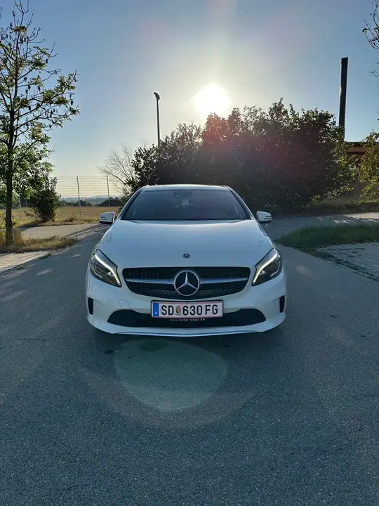 Mercedes-Benz A-Class 2017 photo 2