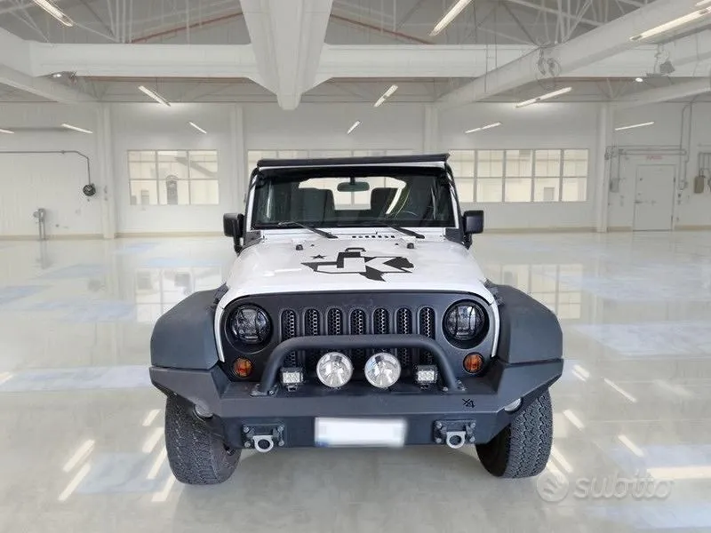 Jeep Wrangler 2012 photo 2