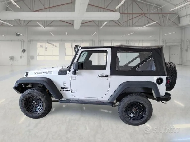Jeep Wrangler 2012 photo 5