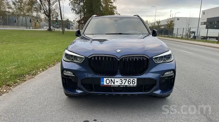 BMW X5 2019 photo 2