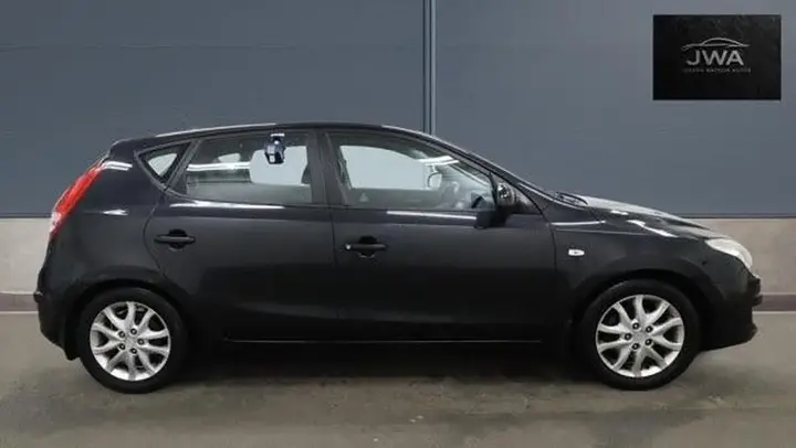 Hyundai I30 2009 photo 3