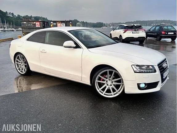 Audi A5 2009 photo 4