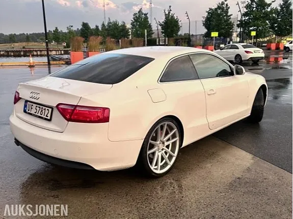 Audi A5 2009 photo 5