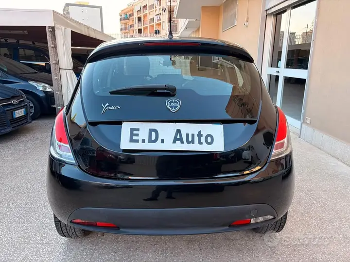 Lancia Ypsilon 2013 photo 5