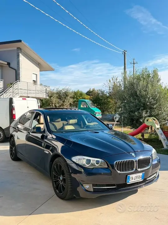 BMW 5 Series 2012 photo 4