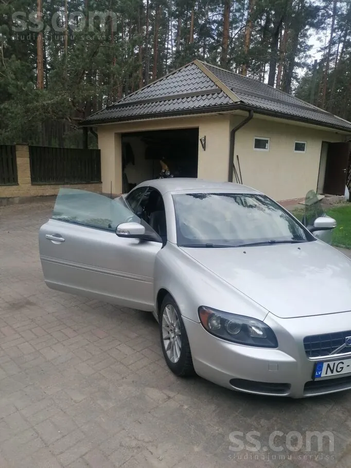 Volvo C70 2008 photo 2