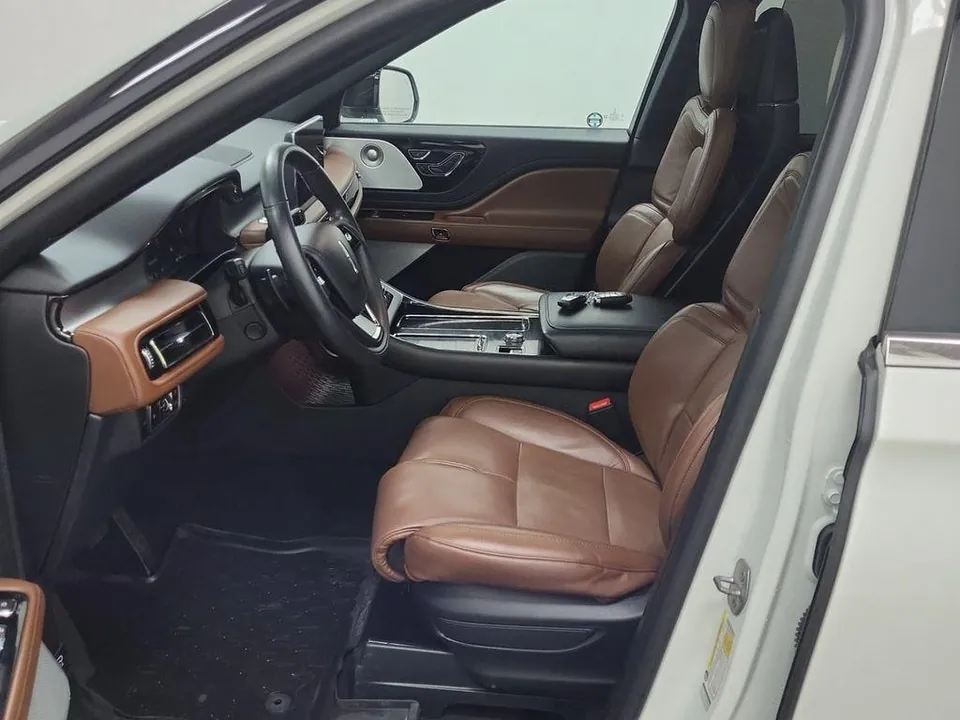 Lincoln Aviator 2023 photo 5