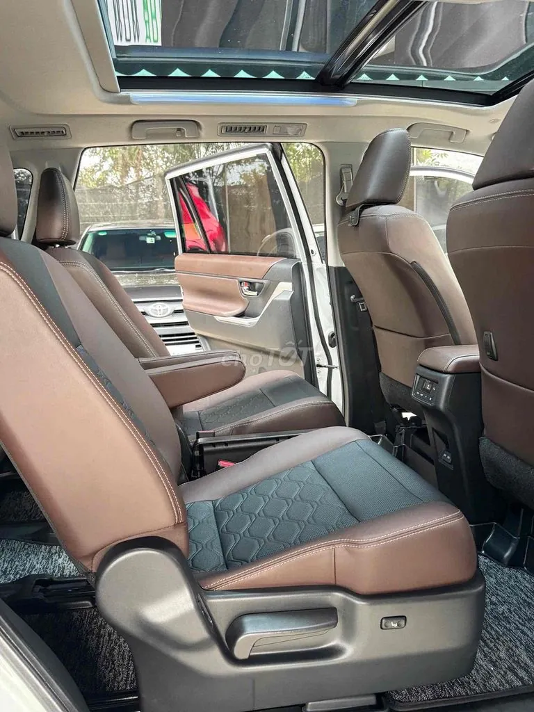 Toyota Innova Cross 2026 photo 5