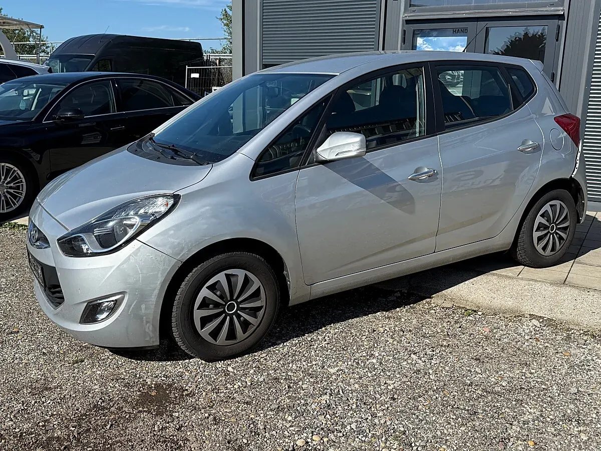 Hyundai Ix20 2011 photo 3