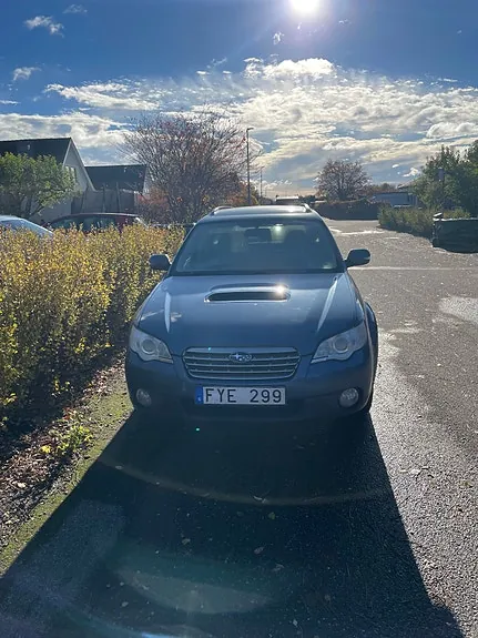 Subaru Outback 2009 photo 2