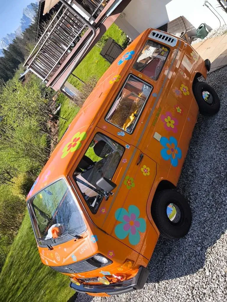 Volkswagen T3 1981 photo 2