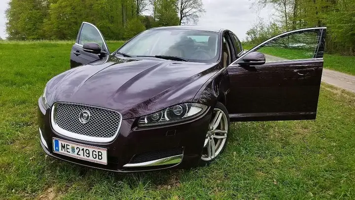 Jaguar Xf