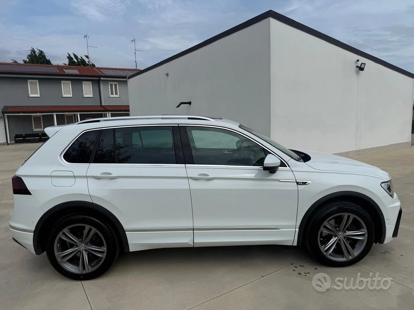 Volkswagen Tiguan 2018 photo 4