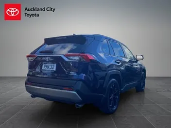 Toyota Rav4 2025 photo 4