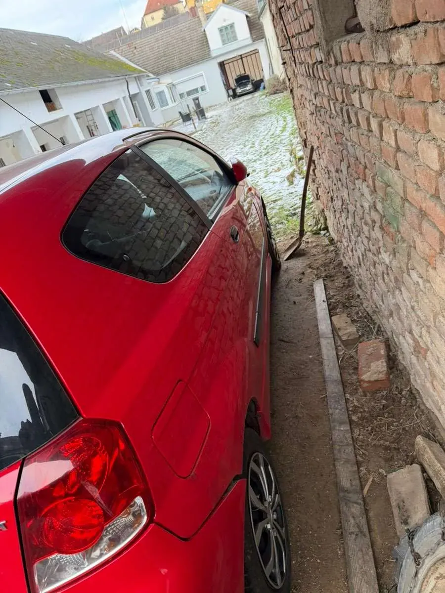 Chevrolet Aveo 2005 photo 2