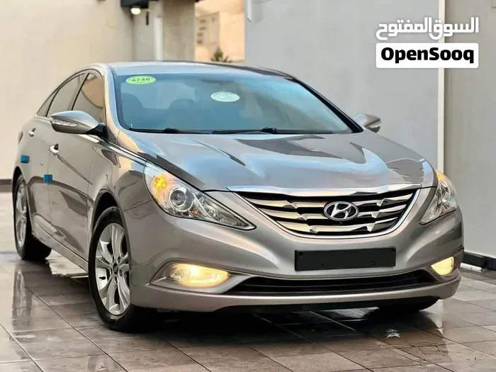 Hyundai Sonata 2012 photo 2