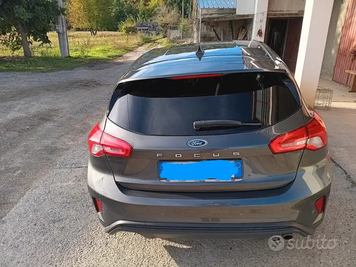 Ford Focus 2019 photo 2