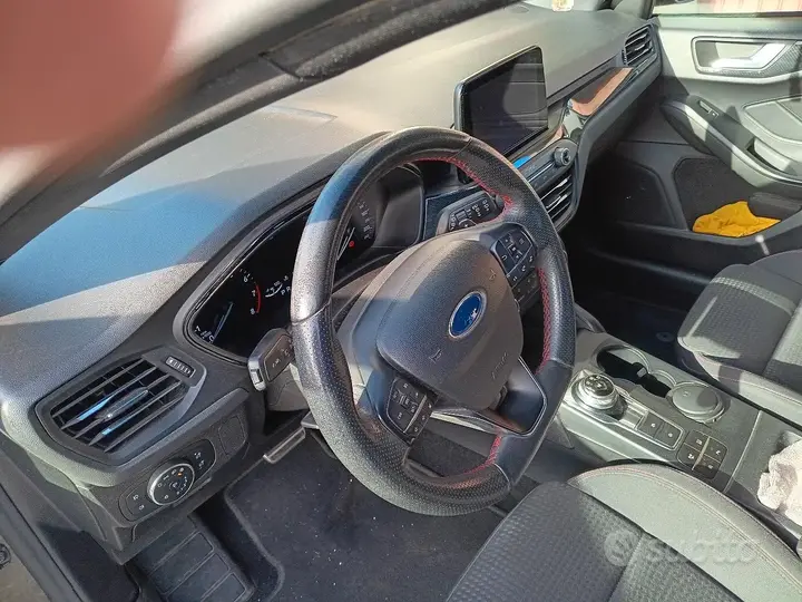 Ford Focus 2019 photo 5