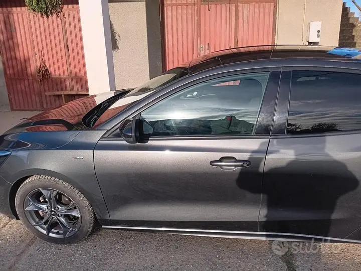 Ford Focus 2019 photo 4