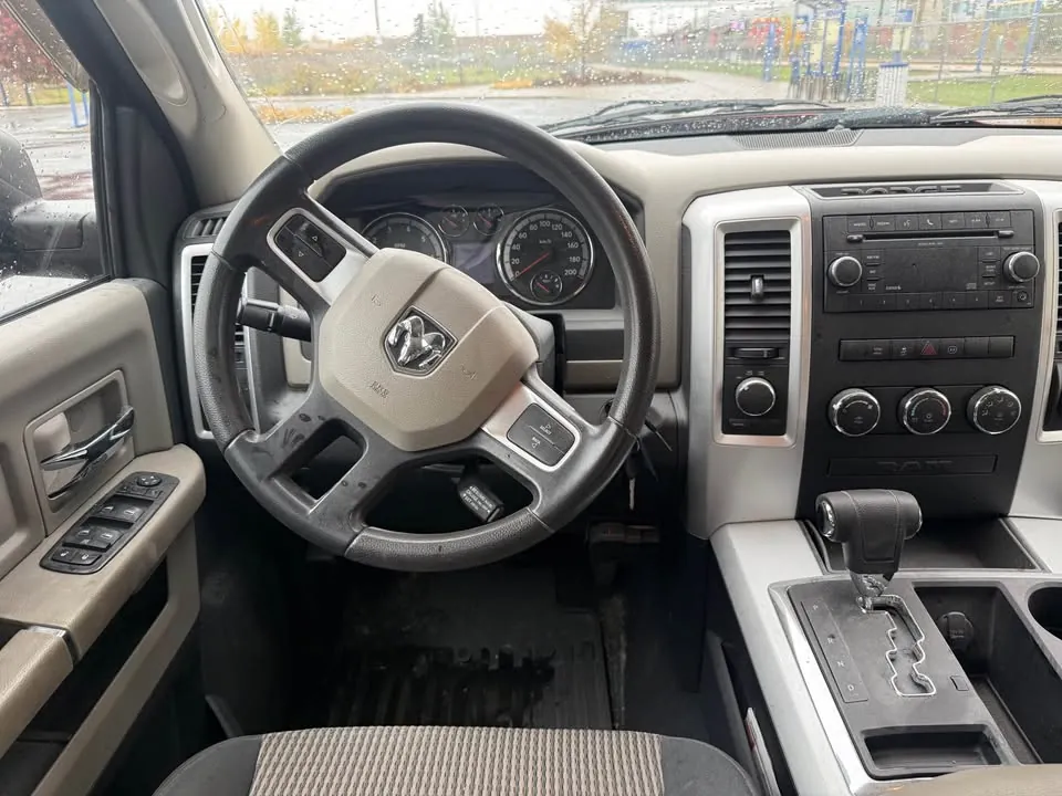 Dodge Ram 1500 2011 photo 5