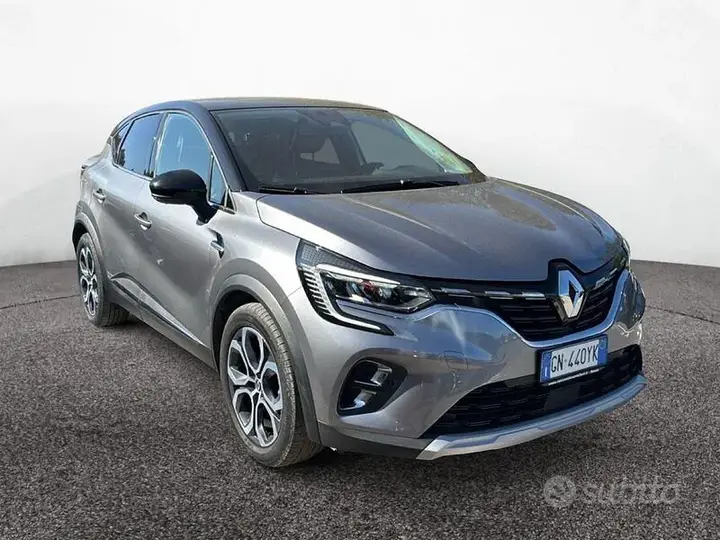Renault Captur 2023 photo 2