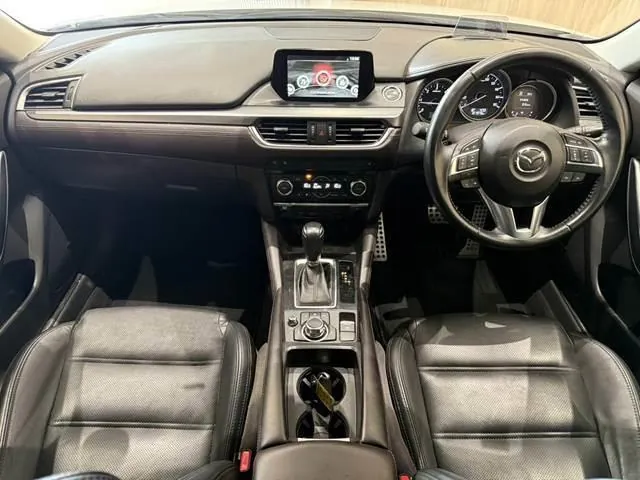 Mazda Atenza Wagon 2015 photo 3
