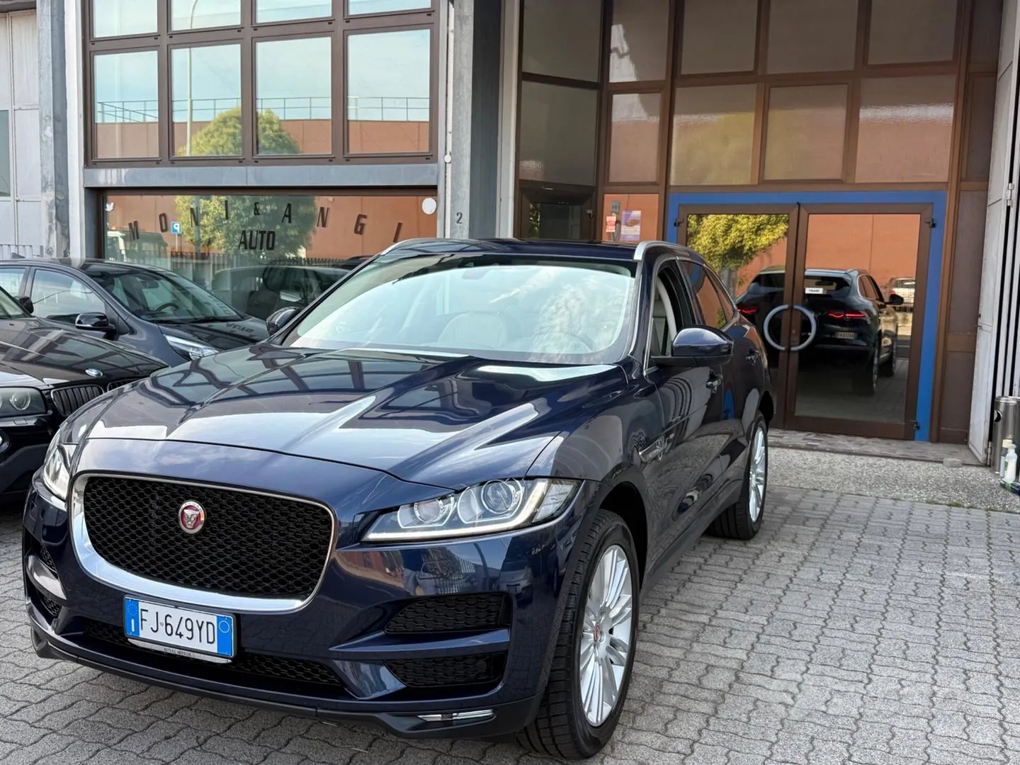 Jaguar F-Pace