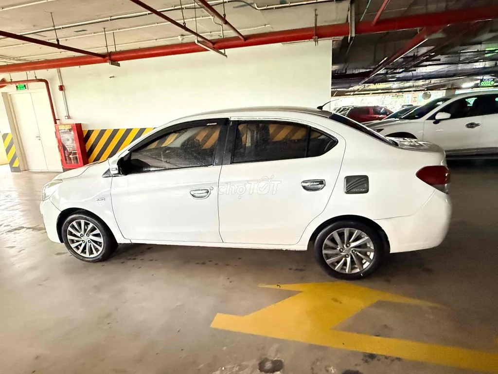 Mitsubishi Attrage 2015 photo 5