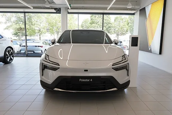 Polestar 4 2026 photo 2