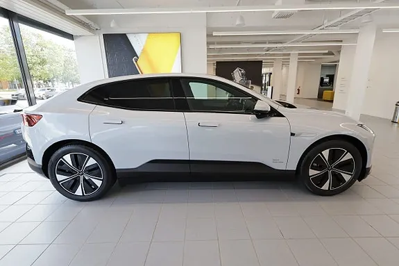 Polestar 4 2026 photo 4