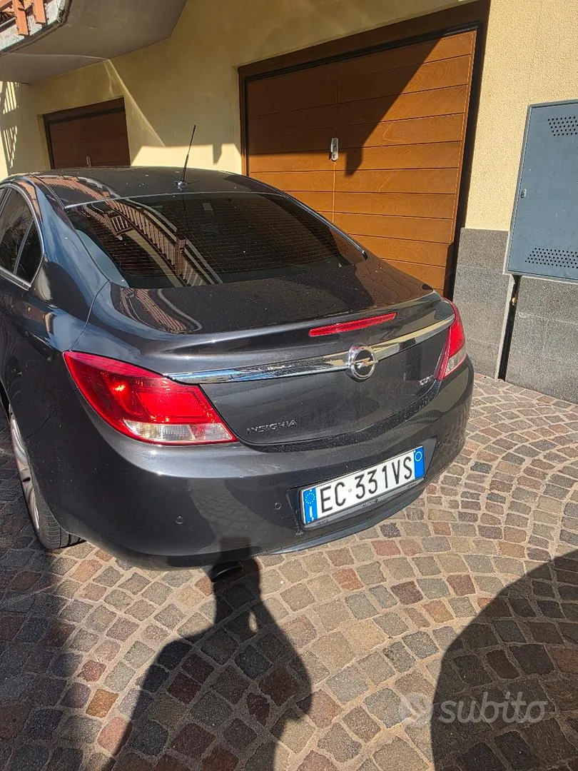 Opel Insignia 2010 photo 2