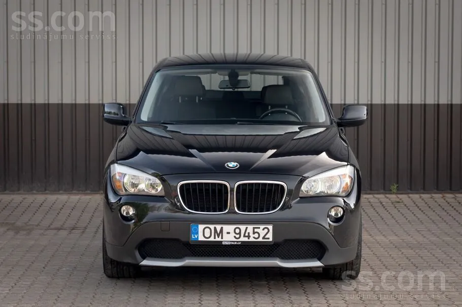 BMW X1 2011 photo 2