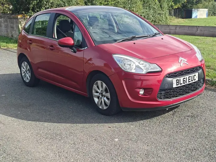 Citroen C3 2012 photo 2