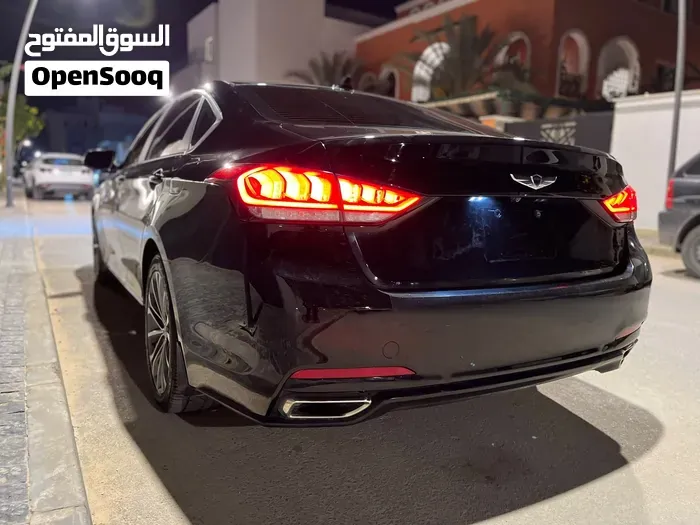 Genesis G80 2016 photo 3