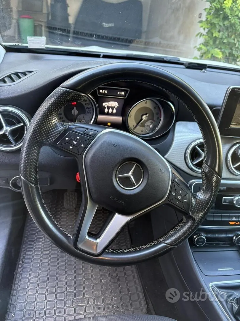 Mercedes-Benz Gla 2015 photo 3
