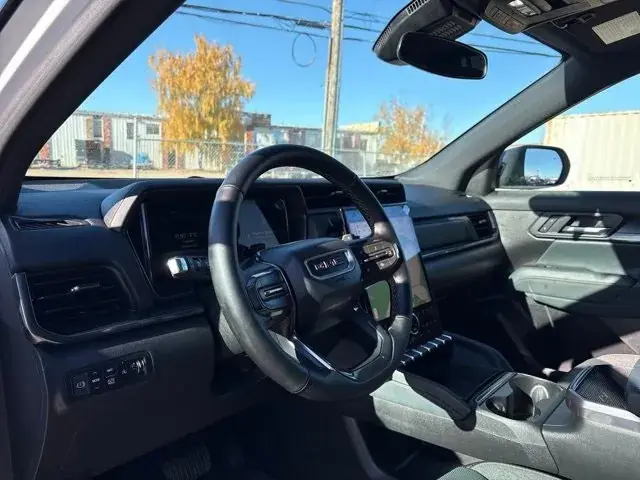 GMC Terrain 2027 photo 2