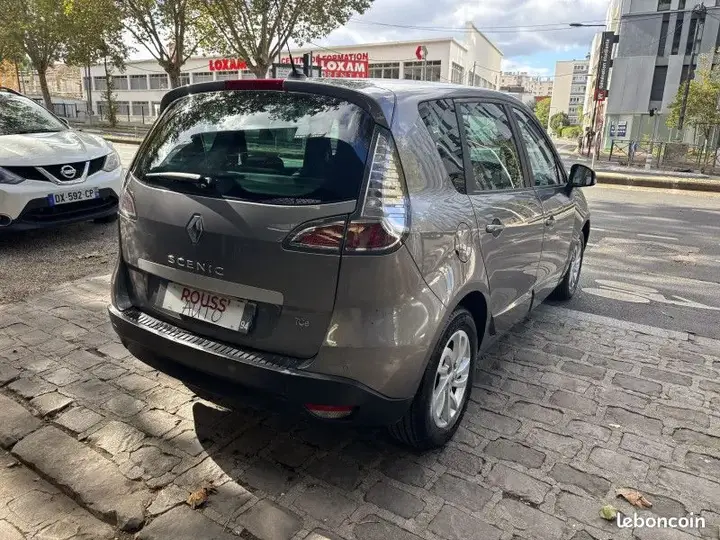 Renault Scenic 2015 photo 5