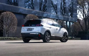 Peugeot 3008 2023 photo 3
