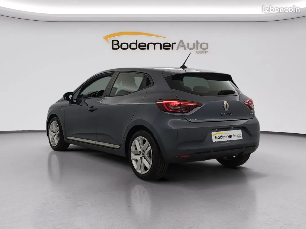 Renault Clio 2021 photo 3