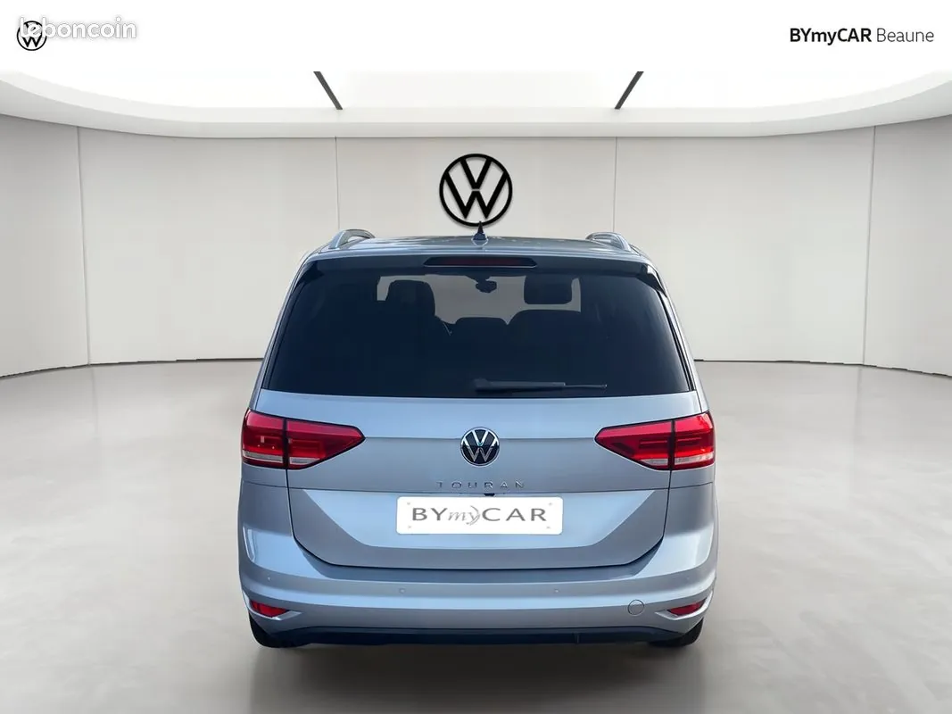 Volkswagen Touran 2026 photo 4