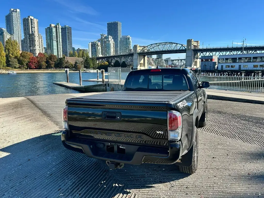 Toyota Tacoma 2023 photo 3