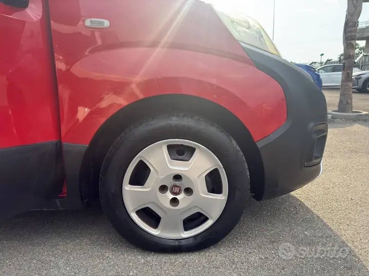 Fiat Fiorino 2016 photo 3